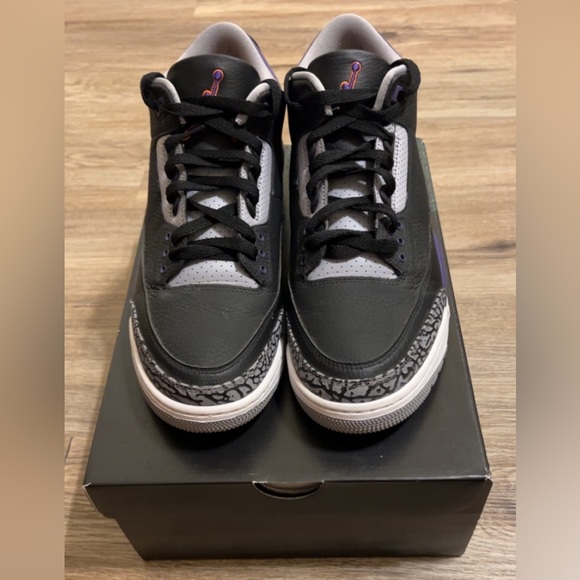 Jordan 3 ‘Court Purple’ - Size 10, Used - like New - Picture 2 of 4